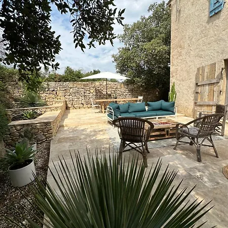 Holiday home Mas De Caroline Uzes Aubussargues